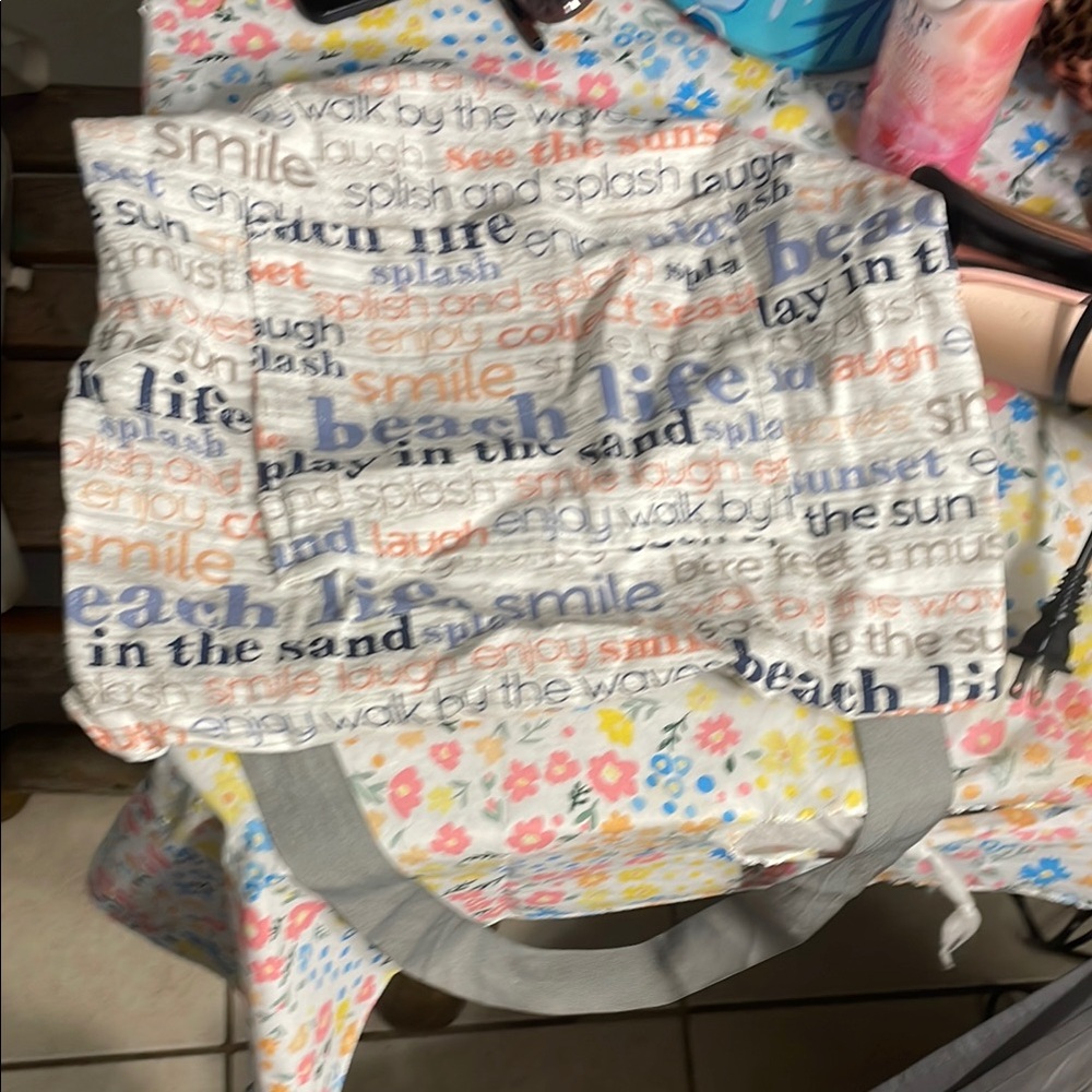 Beach Life Text Print Tote Bag
